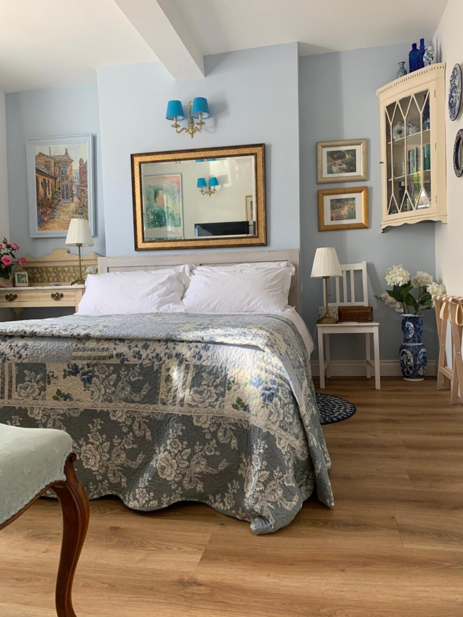 윈체스터 Esme'S B&B 외부 사진